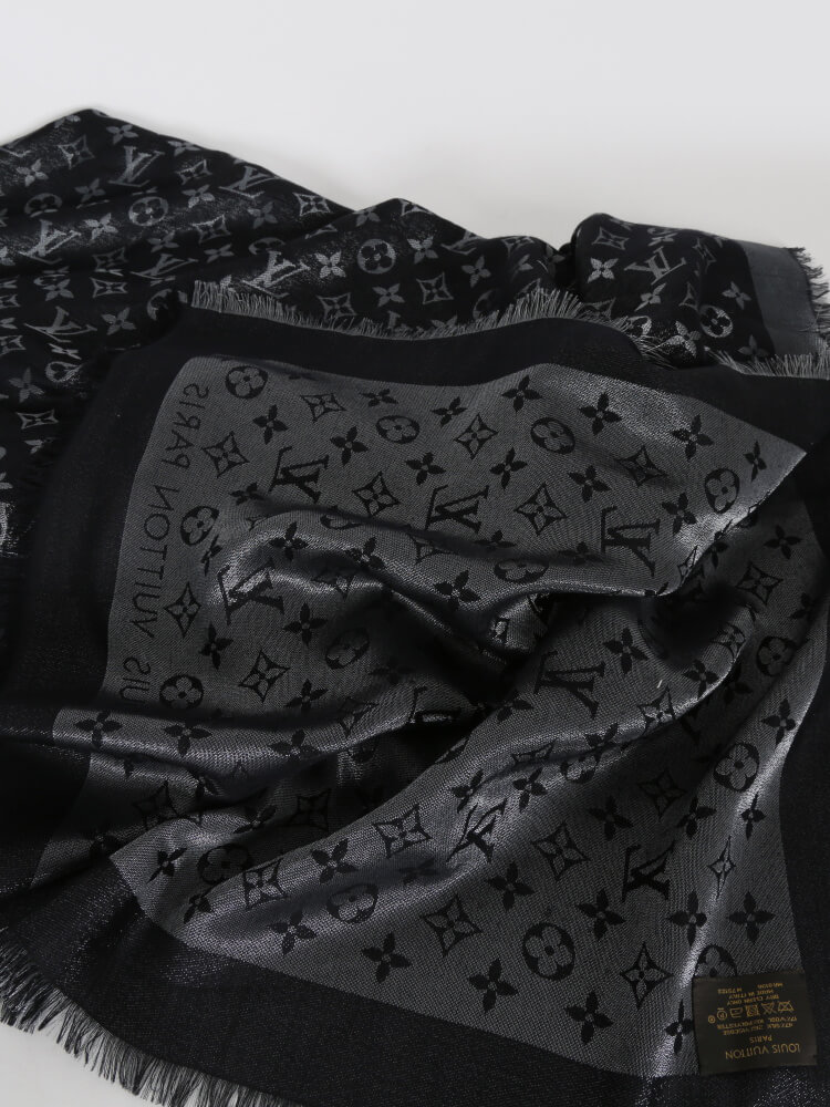 Louis Vuitton Lurex Monogram Shine Shawl (SHF-20271) – LuxeDH