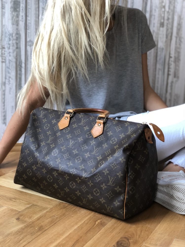 Louis Vuitton - Speedy 40 Monogram Canvas