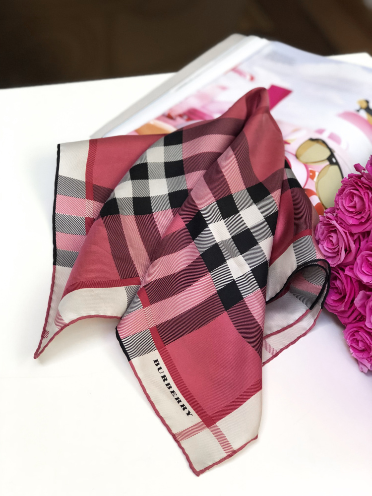 Burberry pink outlet silk scarf