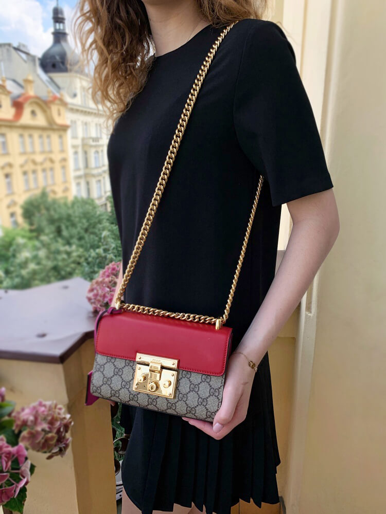 Gucci Padlock Small GG Supreme Shoulder Bag Red Pink www