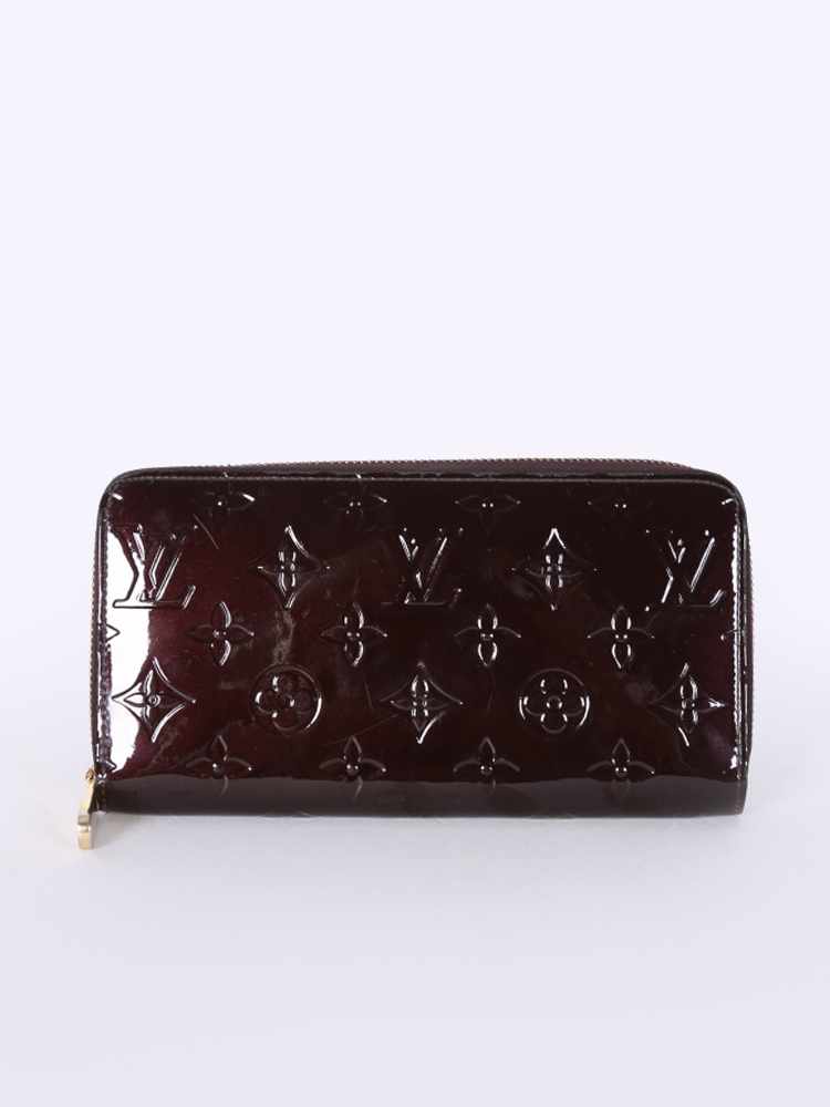 LOUIS VUITTON Monogram Vernis Zippy Wallet Amarante