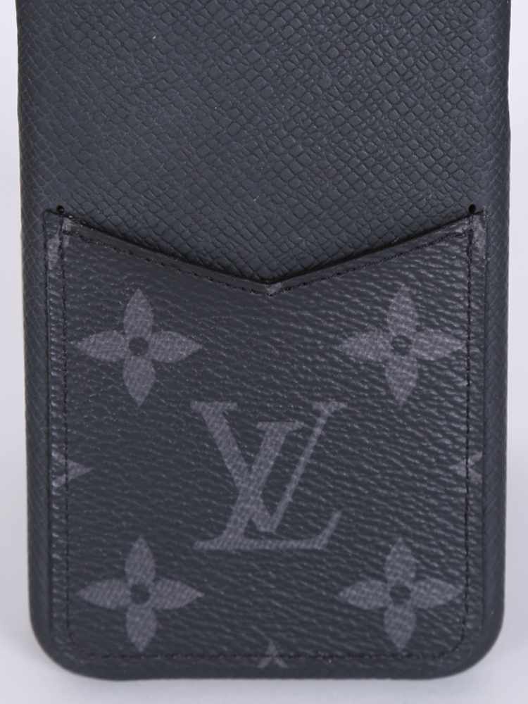 Louis Vuitton Monogram Eclipse Canvas iPhone XR Folio Case – Luxuria & Co.