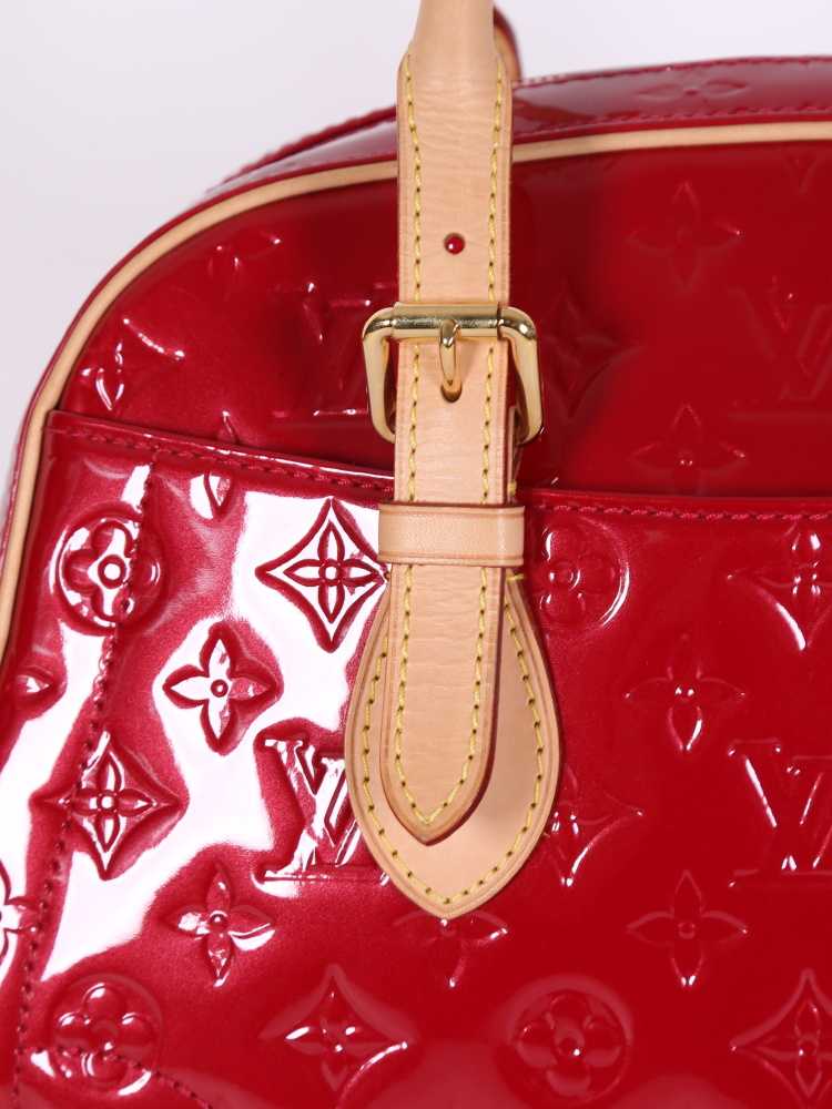 Auth LOUIS VUITTON Summit Drive M93513 Pomme d'Amour Monogram Vernis -  TH1027