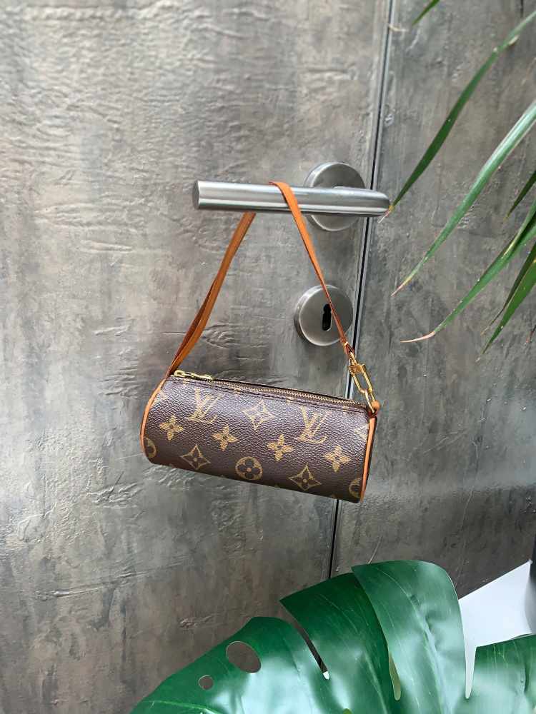 Louis Vuitton Papillon Mini Monogram Canvas www.luxurybags.cz