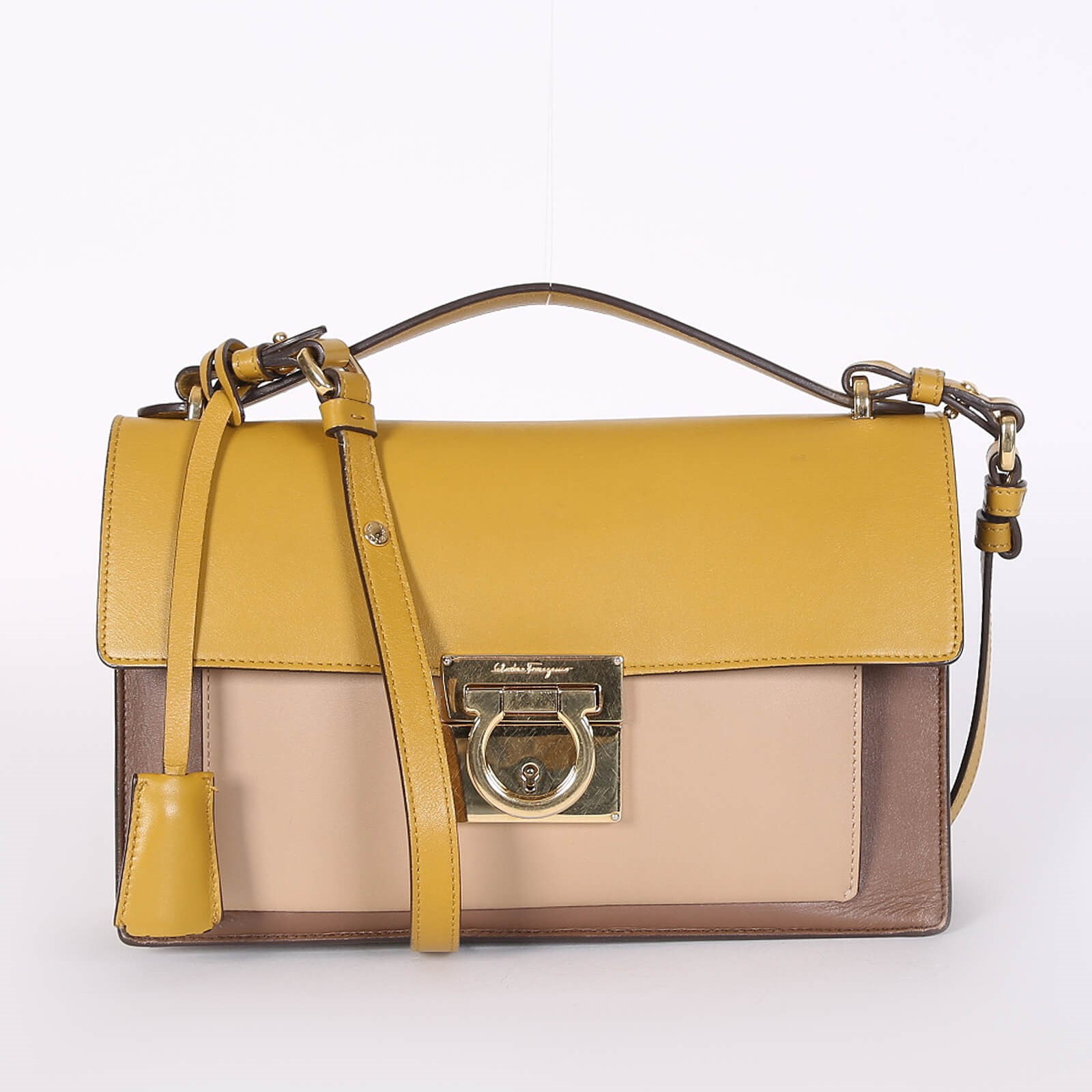 Ferragamo hot sale aileen bag