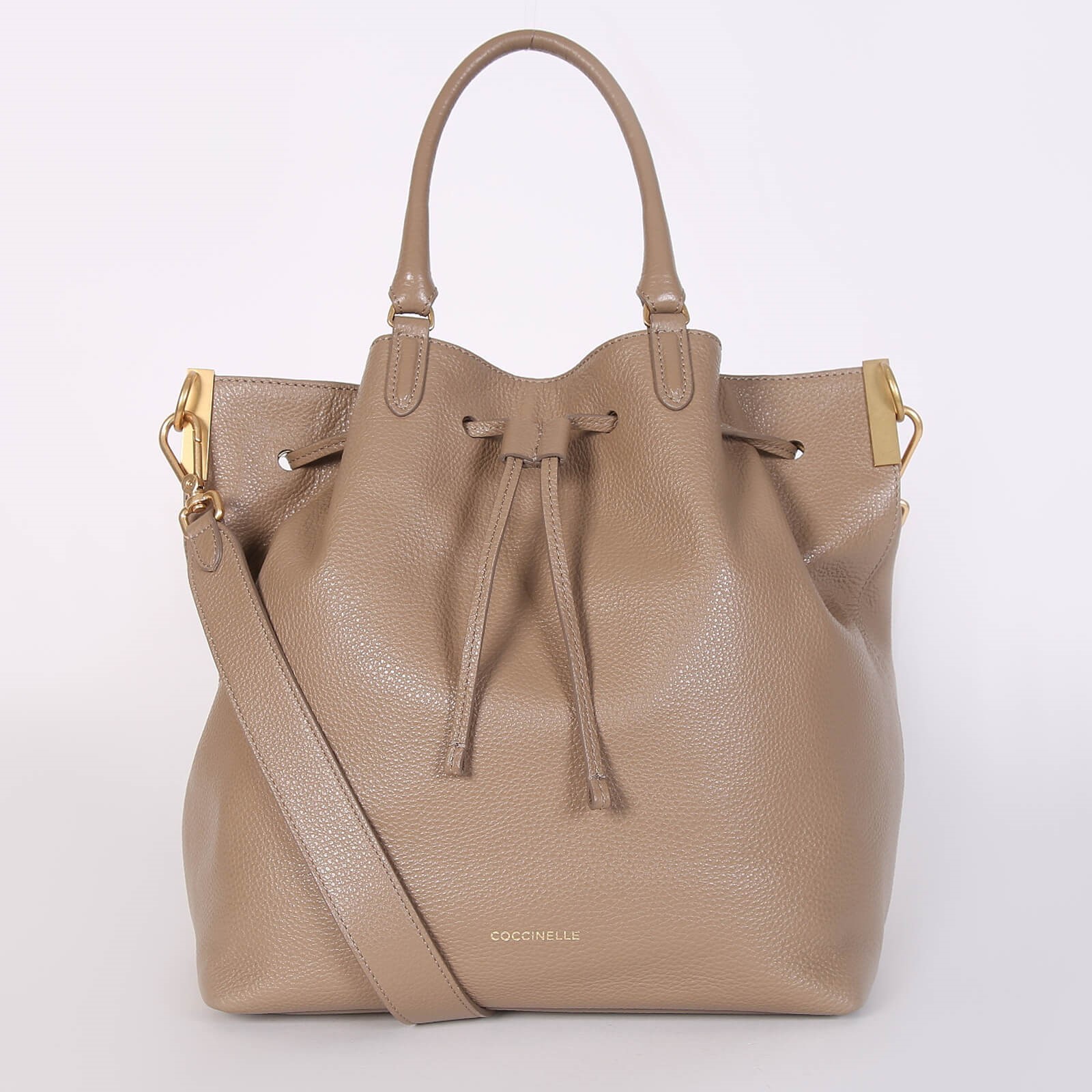 Coccinelle gabrielle best sale bucket bag