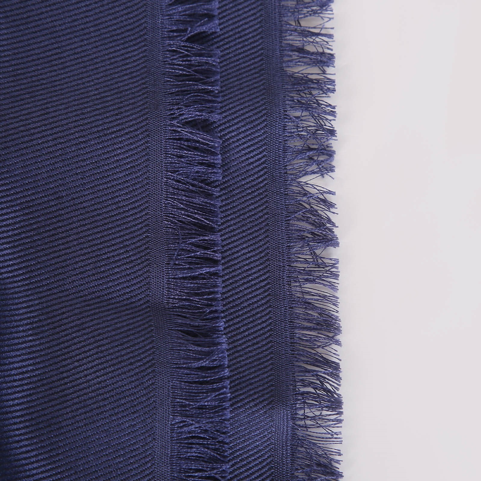 Louis Vuitton Blue Nuit Shawl Dark blue Silk ref.240442 - Joli Closet